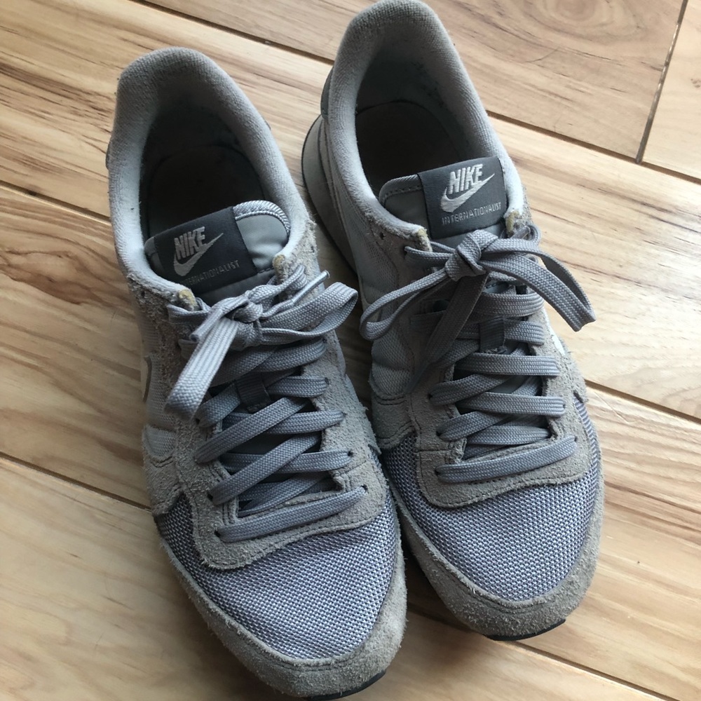 Nike Internationalist Sneakers